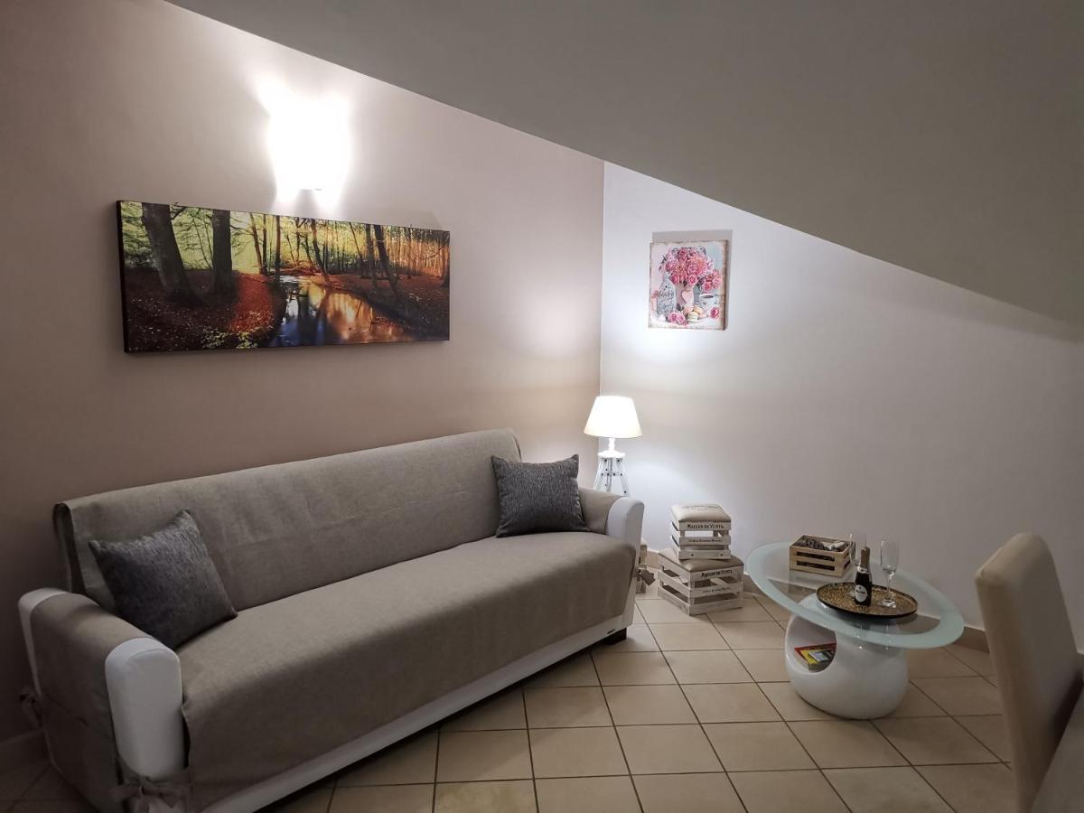 B&B Louise Santa Maria Capua Vetere Exteriör bild
